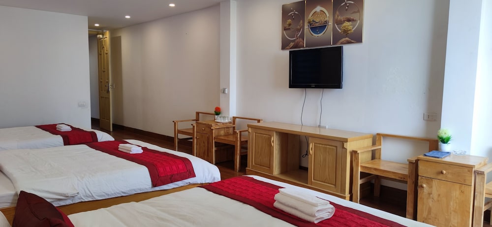 thanh huong 99 hotel noi bai