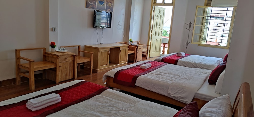 thanh huong 99 hotel noi bai