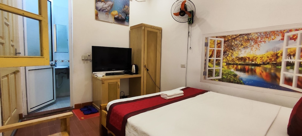 thanh huong 99 hotel noi bai