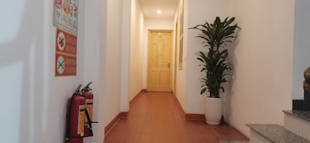 thanh huong 99 hotel noi bai