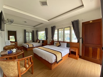 cherry luxury hotel