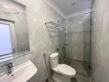 cherry luxury hotel