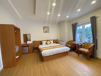cherry luxury hotel