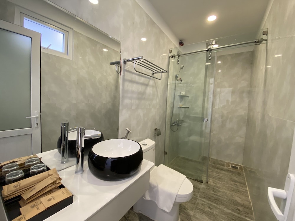 cherry luxury hotel