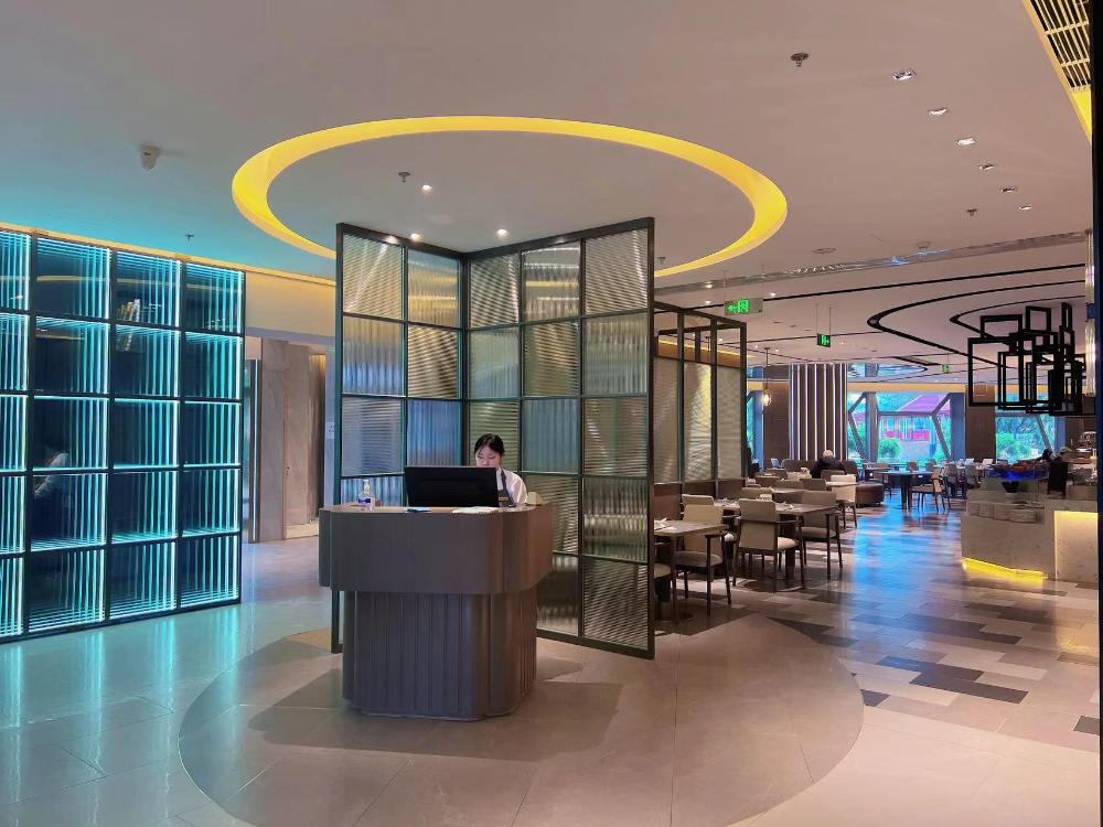 grand skylight hotel royal