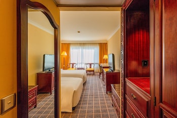 grand skylight hotel royal