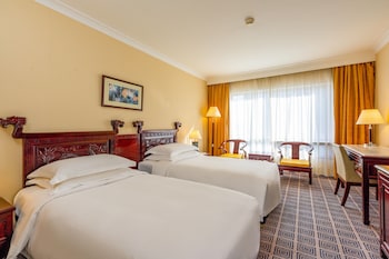 grand skylight hotel royal