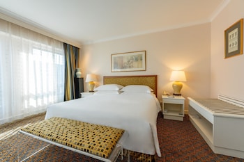 grand skylight hotel royal