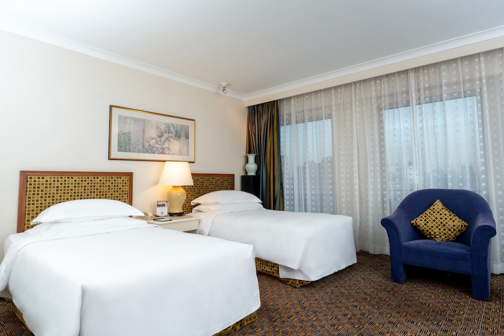 grand skylight hotel royal