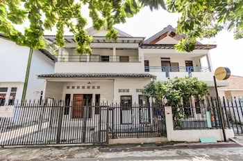 spot on 91374 asia stay semarang syariah