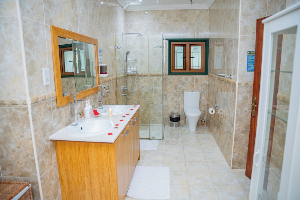 pension michel villa roche bois