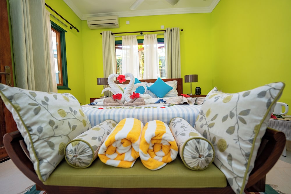 pension michel villa roche bois