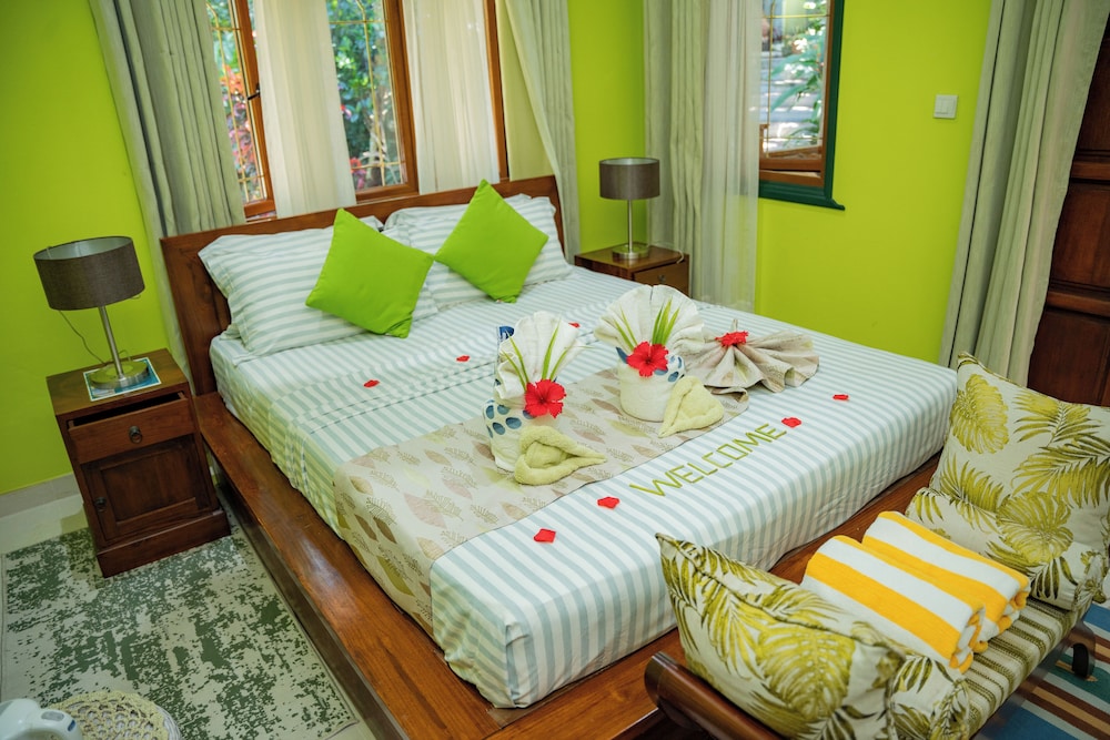 pension michel villa roche bois