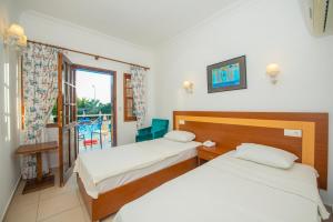 white otel