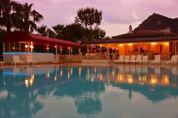 white otel