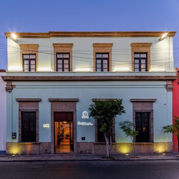 palpatio hotel