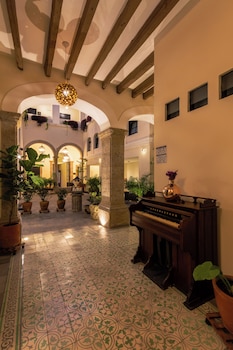 palpatio hotel