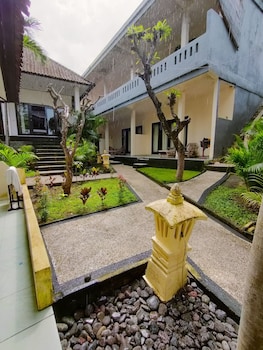 rising star dive resort