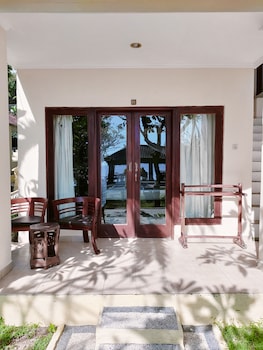 rising star dive resort