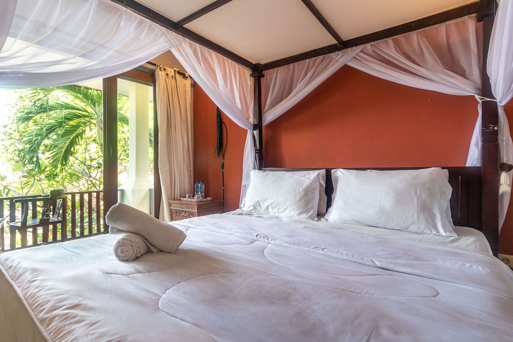 rising star dive resort