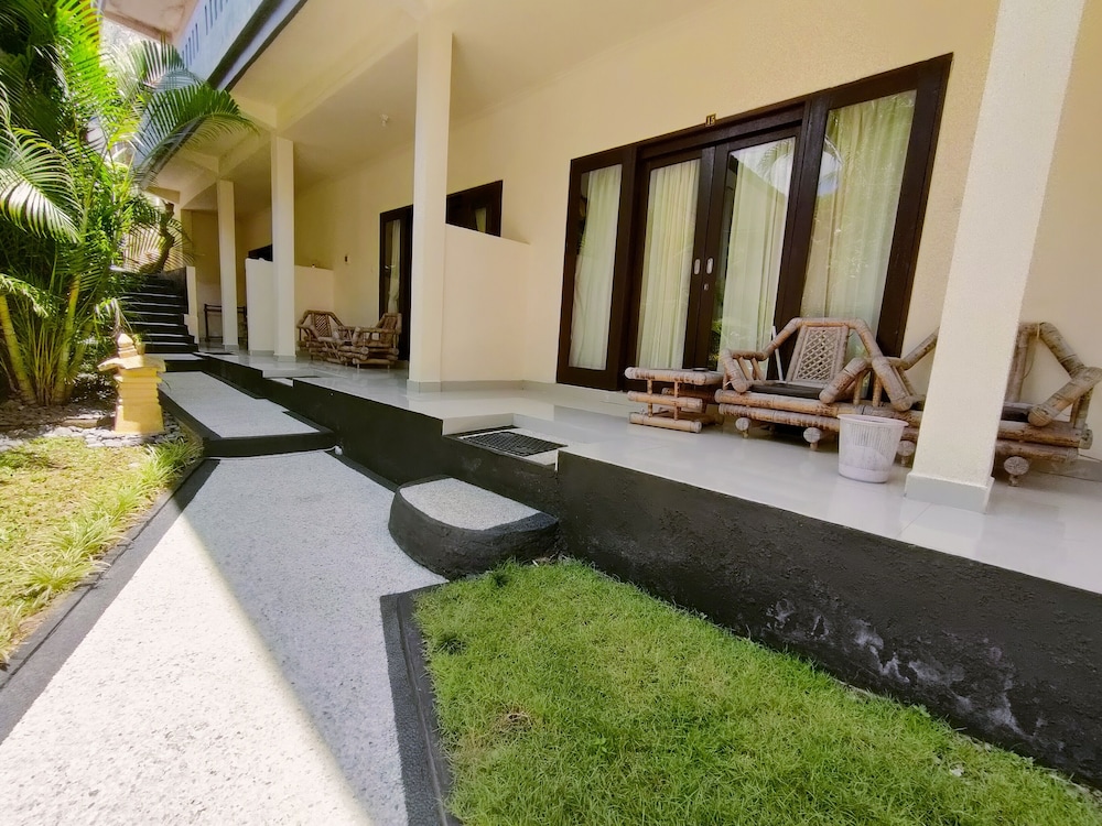 rising star dive resort