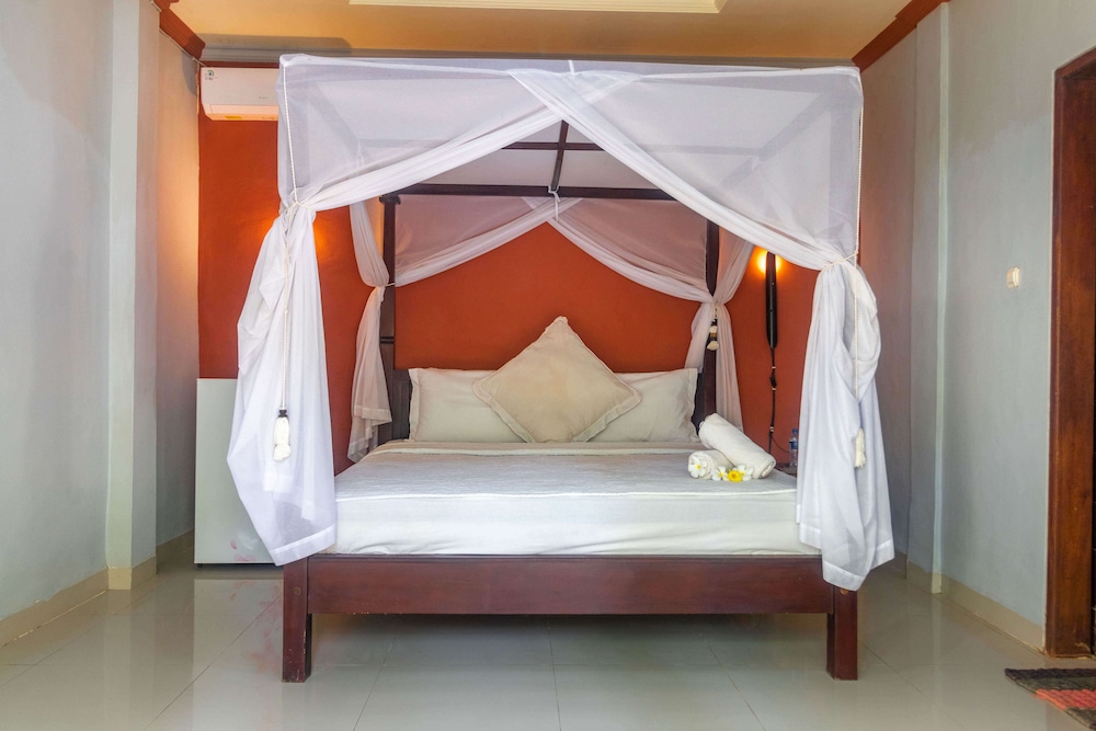 rising star dive resort