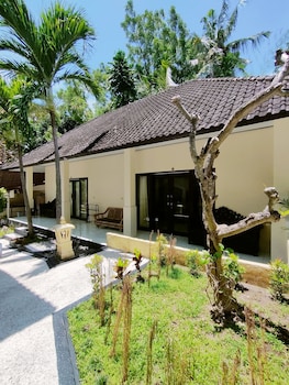 rising star dive resort