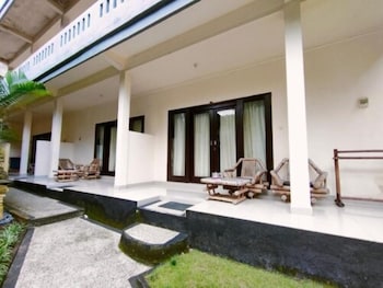 rising star dive resort