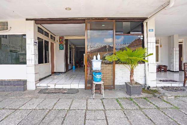 oyo 91710 hotel anugerah