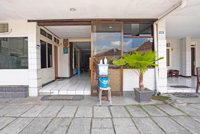 oyo 91710 hotel anugerah
