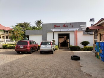 steffan hotel and suites