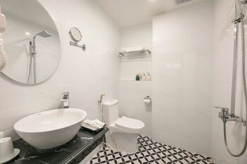 silk castle hotel and spa