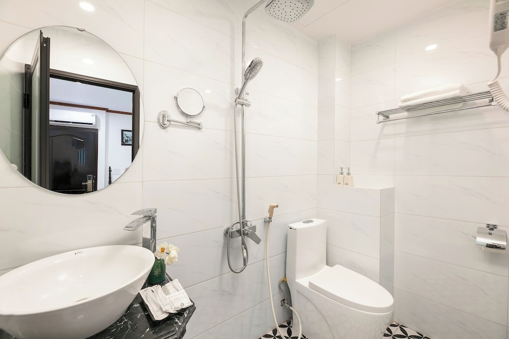 silk castle hotel and spa