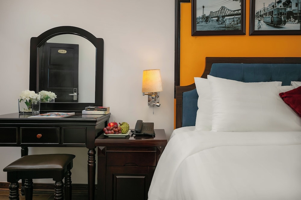 silk castle hotel and spa