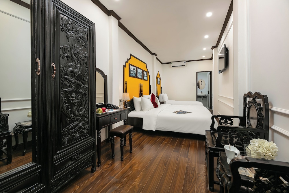 silk castle hotel and spa