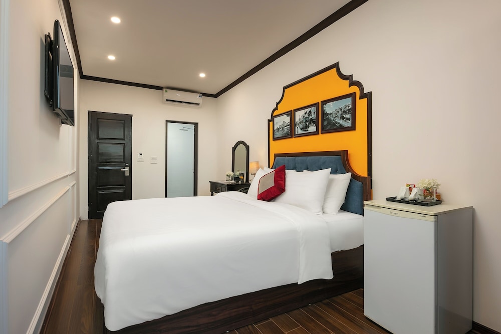 silk castle hotel and spa