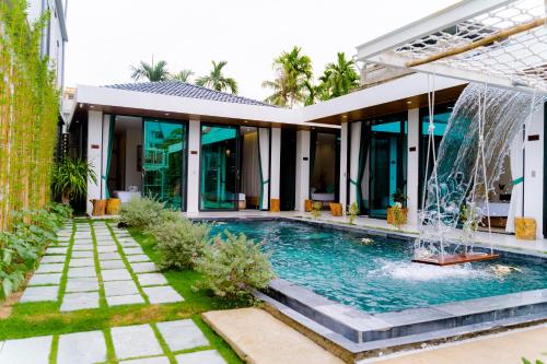 happy villa hue city