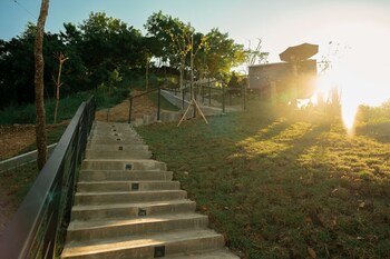 bobocabin umarato sumba