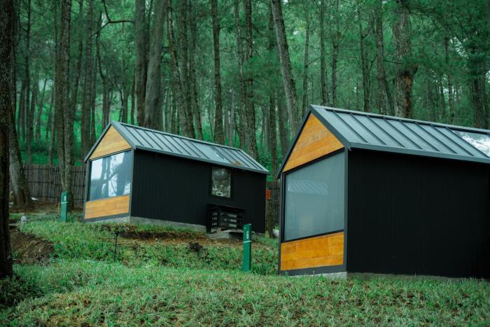 bobocabin coban rondo malang