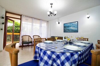 apartamento 3 dormitorios cerca al mar