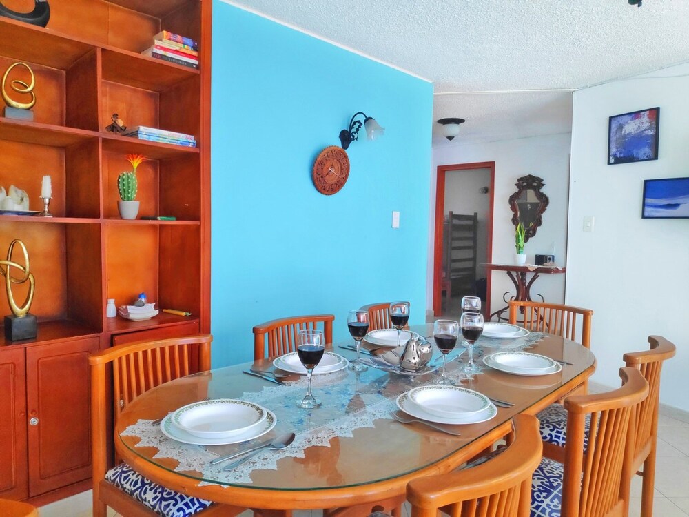 apartamento 3 dormitorios cerca al mar