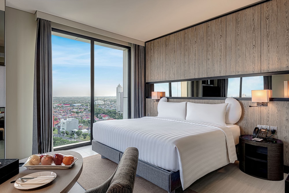 whiz luxe hotel spazio surabaya