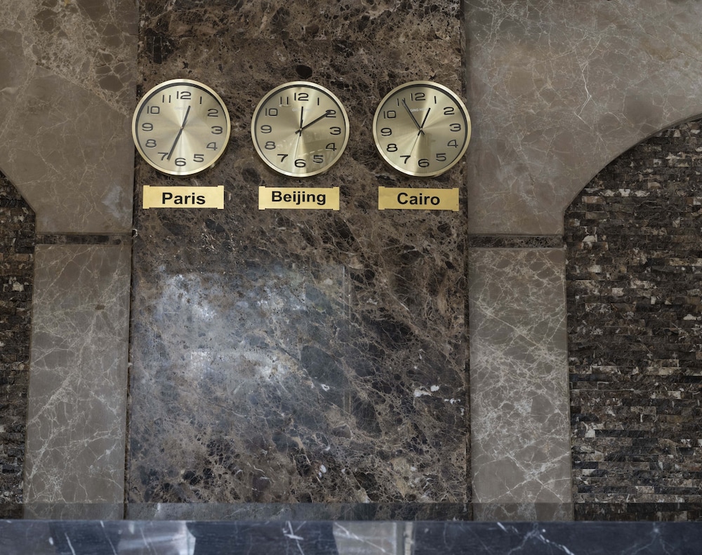 pyramids sunrise inn