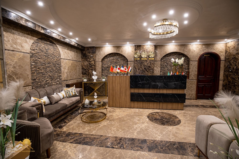 pyramids sunrise inn