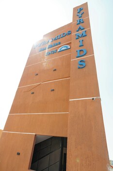 pyramids sunrise inn