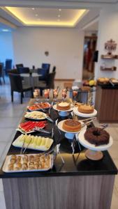 hotel golden hills