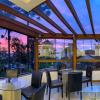 hotel golden hills