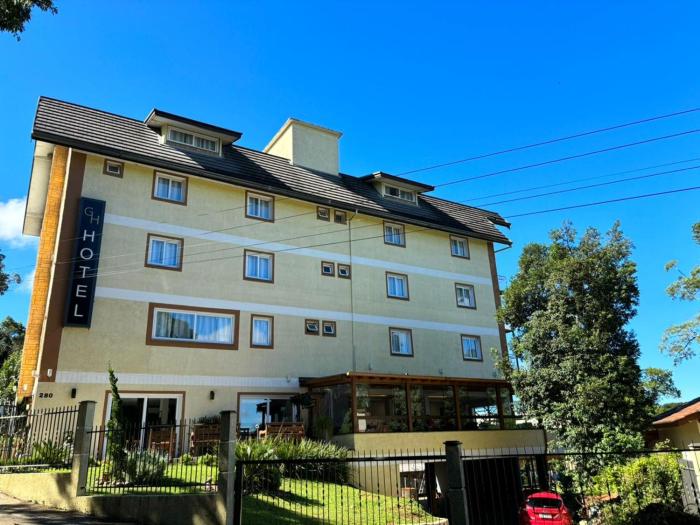 hotel golden hills