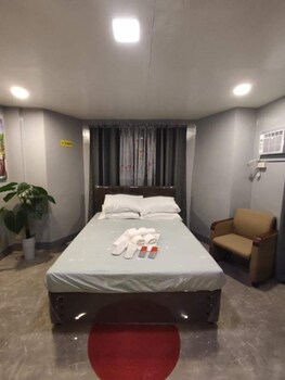 daves suite
