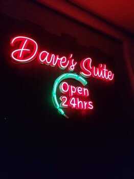 daves suite
